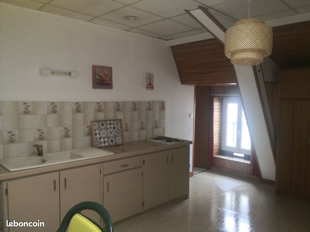 Appartement 1 pièce 25 m² · à Issoire · 25 m² · 320 €/mois