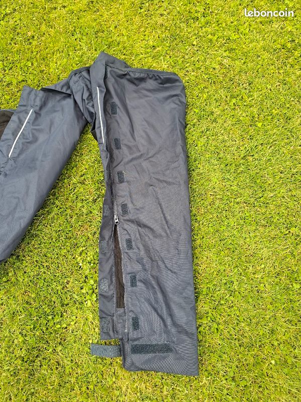 Surpantalon imperméable a accrocher à la taille avec fermetures et scratchs (image 2)