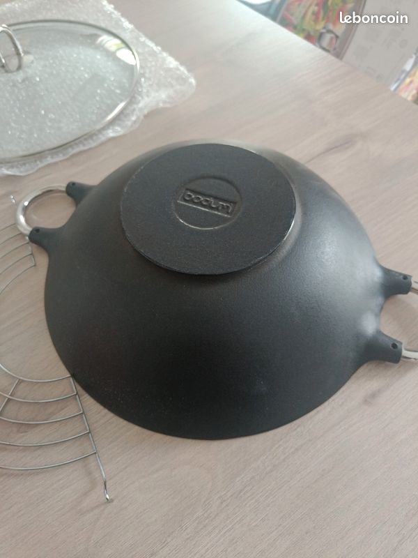 Wok en fonte bodum (image 7)