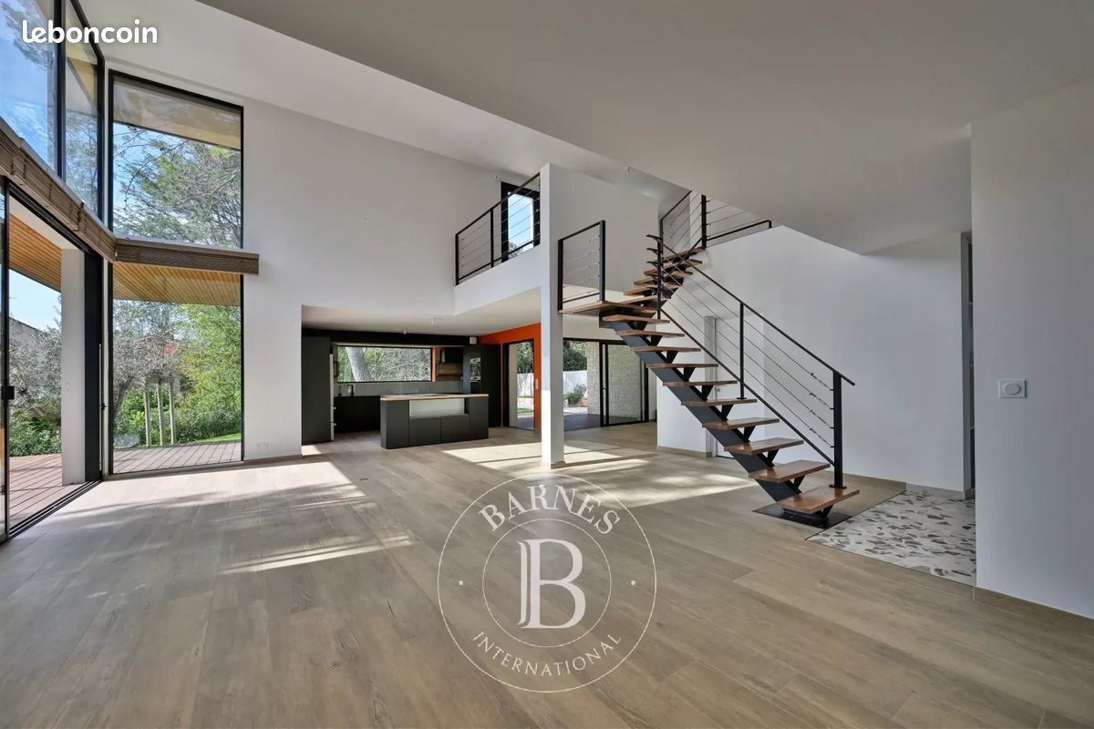 Maison 8 pièces 220 m² · à Saint-Gély-du-Fesc · 220 m² · 1 295 000 €