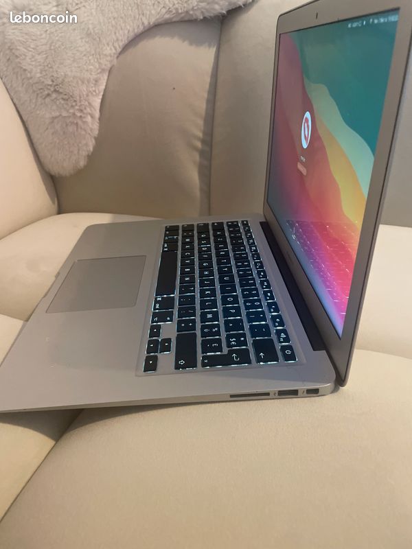 MacBook Air 13” (2014) en parfait état de fonctionnement – Core i5, 4 Go RAM (image 1)