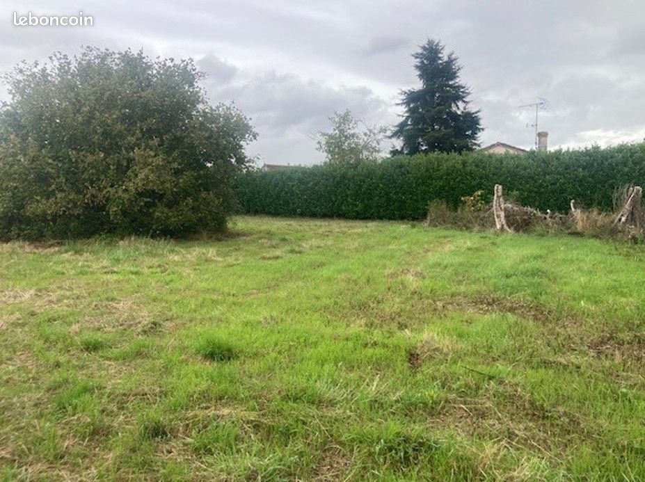 Terrain 840 m² Naintre · à Naintré · 41 000 €