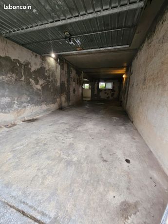 GARAGE/BOX/ATELIER 60m2
