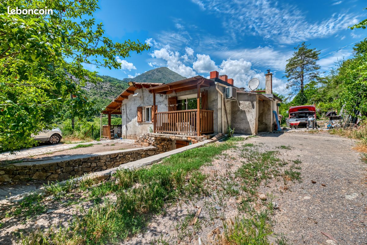 Maison 3 pièces 81 m² · à La Tour · 81 m² · 199 000 €