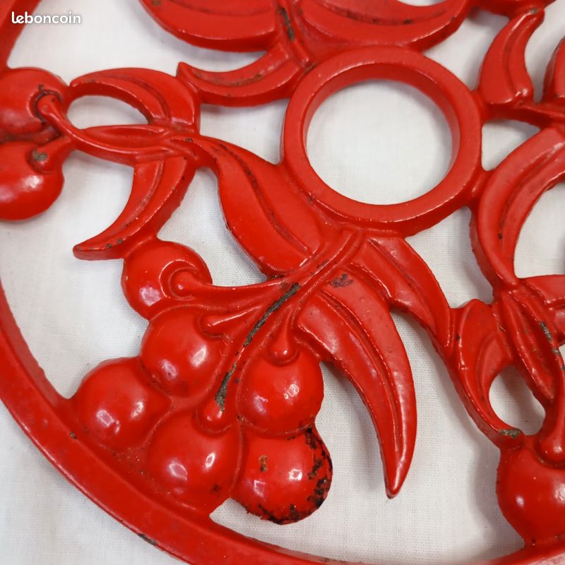 Le Creuset Dessous de plat rond de luxe en fonte émaillée