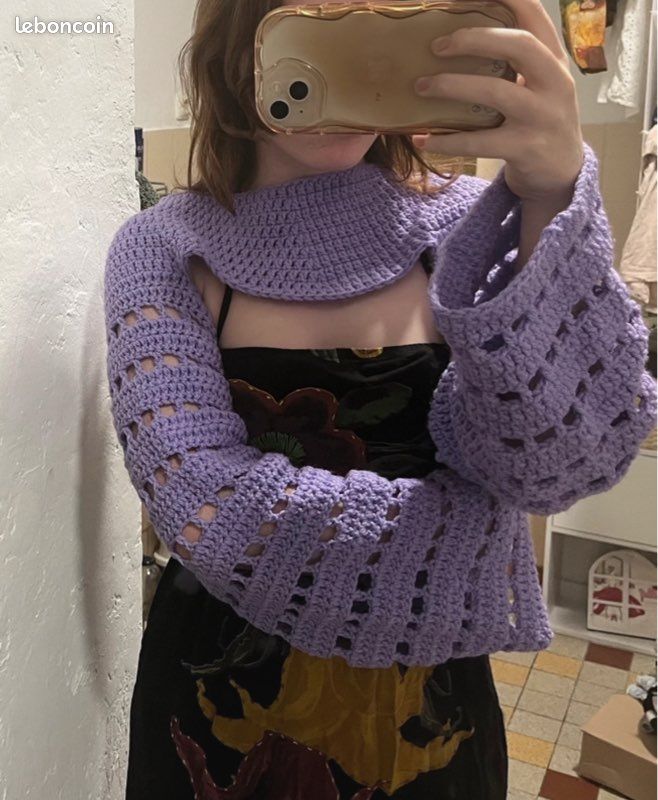 Boléro crochet violet lilas Vêtements
