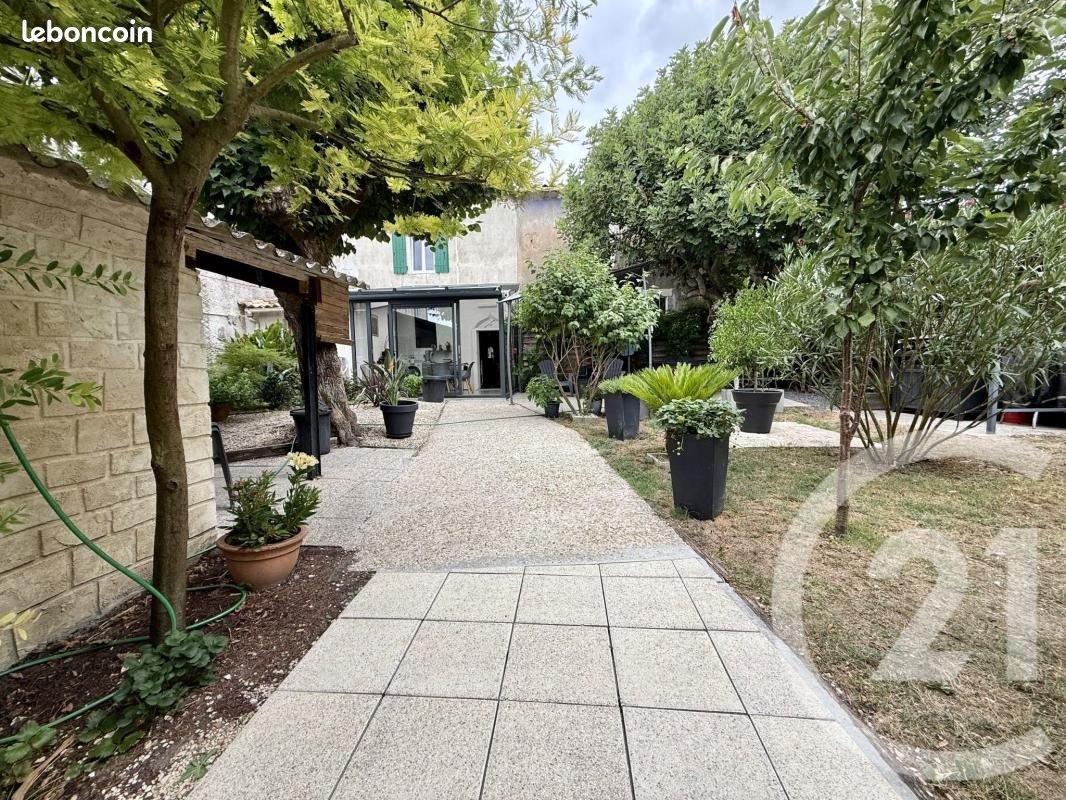 Maison 3 pièces 60 m² · à Saint-Dizant-du-Gua · 60 m² · 139 100 €