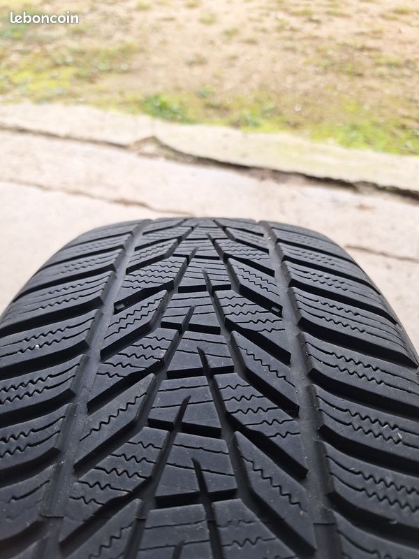 4 pneus neige HANKOOK ICEPT EV3 225/50 R18 XL 99V (image 3)