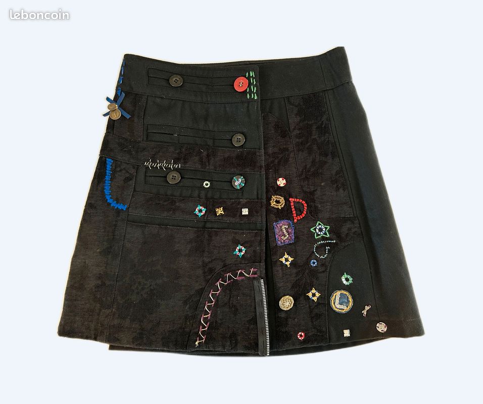 Jupe DESIGUAL Taille 38 – Comme Neuve – Occasion Très Bon État – Beige