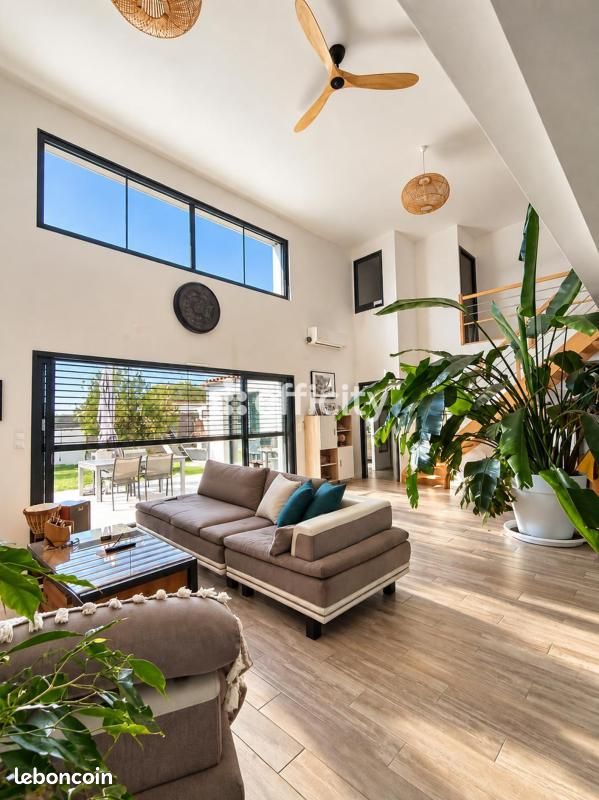 Maison 6 pièces 167 m² · à Longèves · 167 m² · 515 000 €