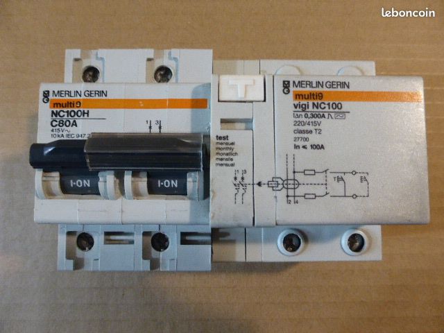 Disjoncteur Merlin Gerin multi9 NC100H C80A 415V (ref 27264) couplé avec vigi NC100 (ref 27700) - matériel tableau électrique (image 1)