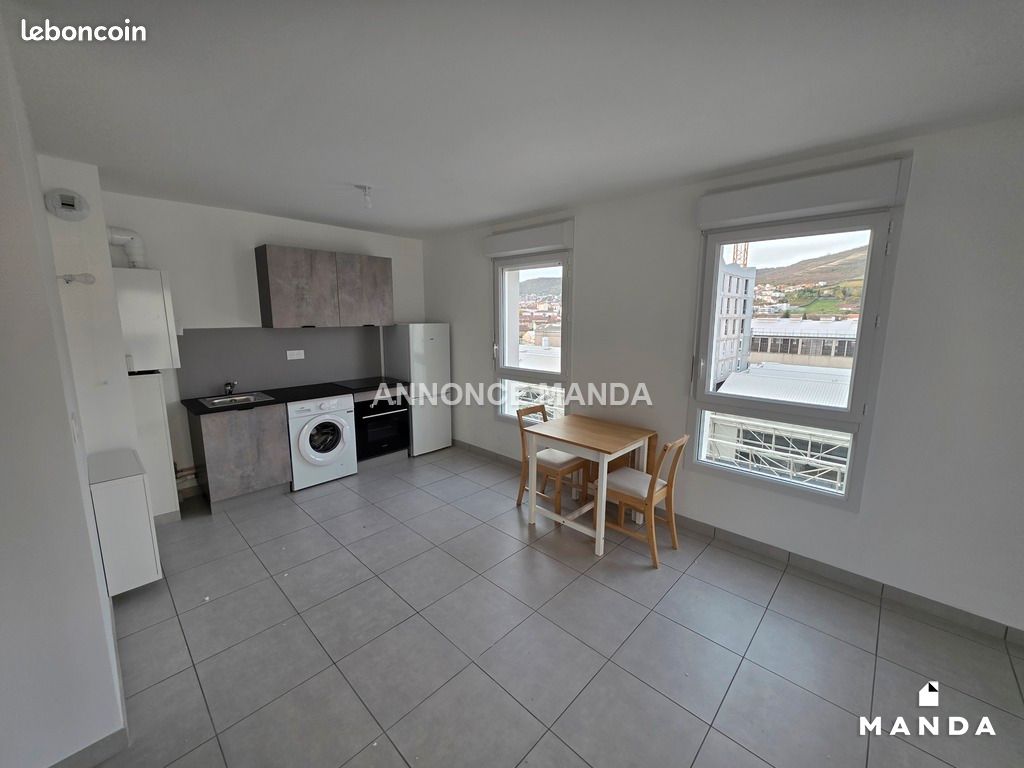 Appartement 2 pièces 45 m² · à Clermont-Ferrand · 45 m² · 597 €/mois