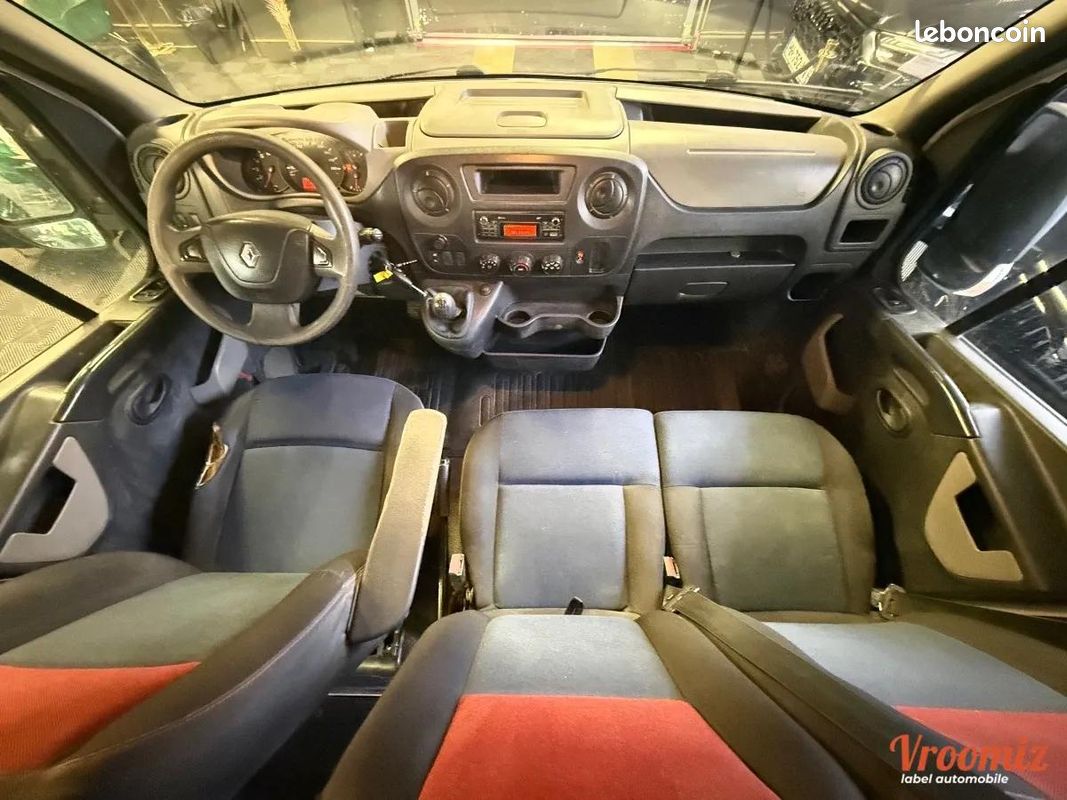 Renault Master Vu FOURGON 2.3 DCI 110 35 L2H2 GRAND-CONFORT I 7 PLACES - PRIX TTC (image 15)