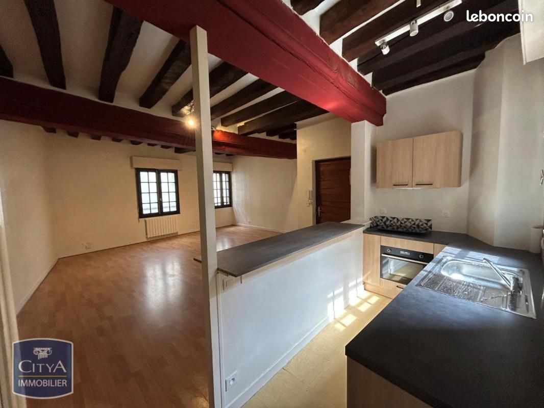 Appartement 1 pièce 50 m² · à Laval · 50 m² · 460 €/mois