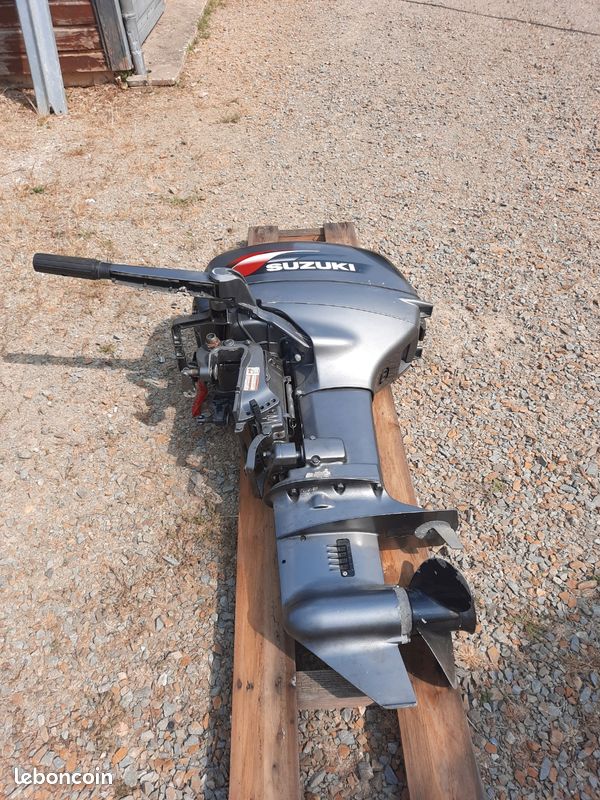 Moteur hors-bord Suzuki 20Cv (image 2)