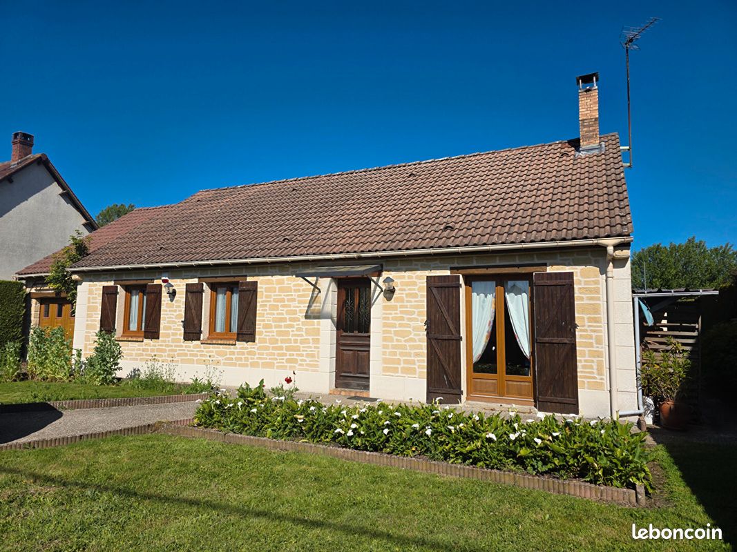 Maison 6 pièces 111 m² · à Guignecourt · 111 m² · 239 000 €