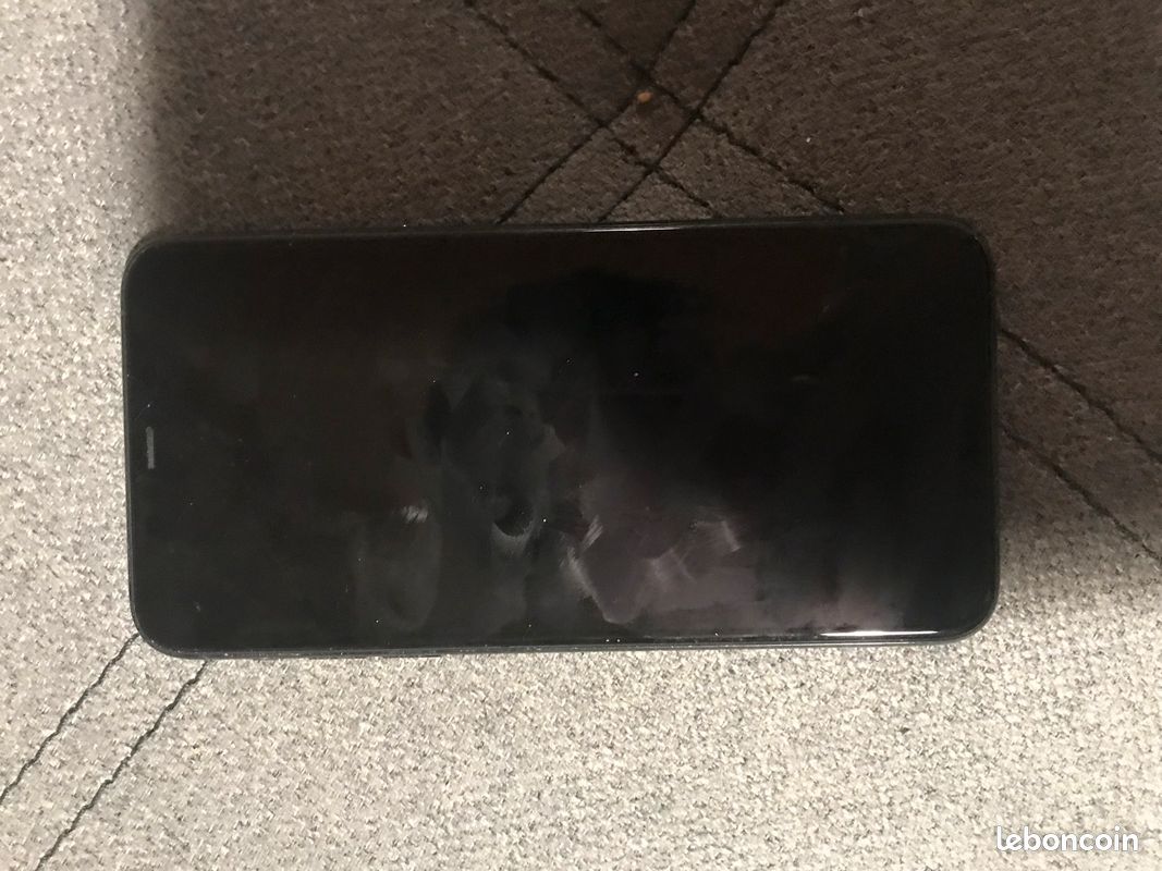 IPhone 11 Pro Max (image 2)