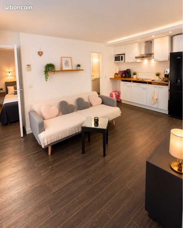 Appartement 2 pièces 35 m² · à Paris · 35 m² · 700 €