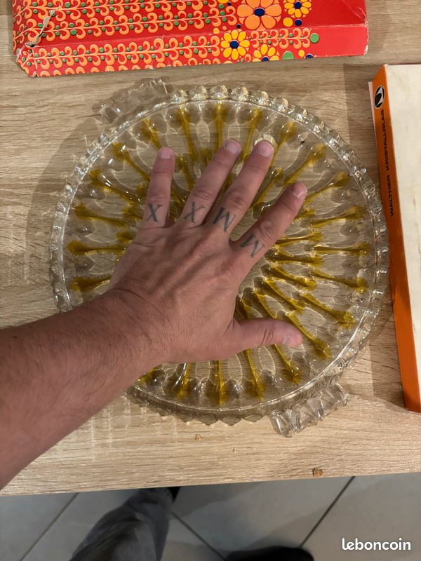 Plat en véritable cristal (image 3)