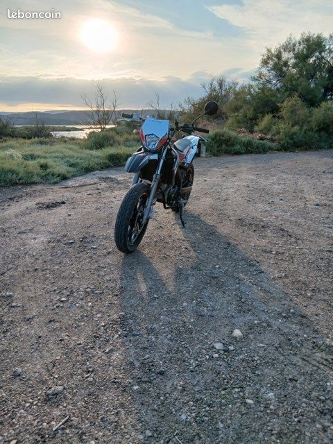 Moto 50 (image 1)