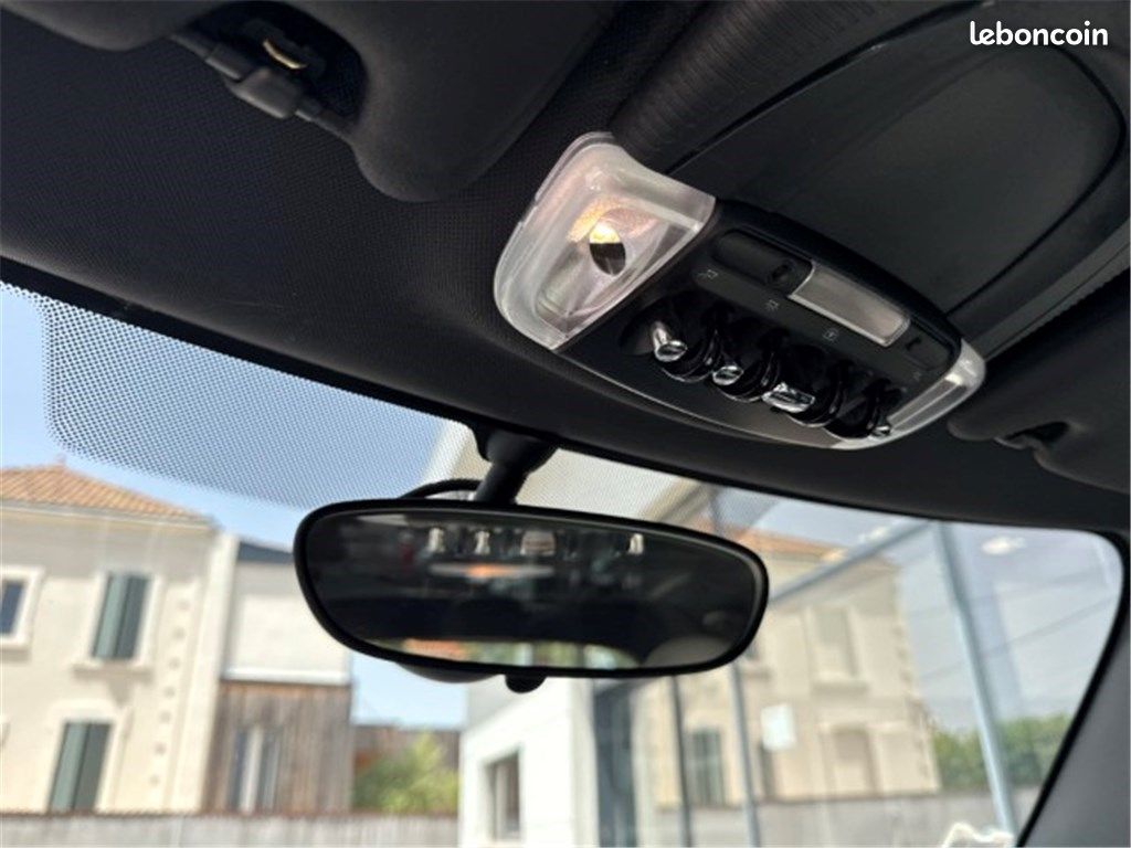 Mini 5 portes MINI F55 HATCH Cooper 136 ch BVA6 Edition Blackfriars (image 16)