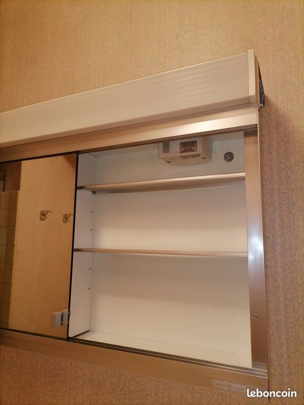 Armoire a pharmacie (image 3)