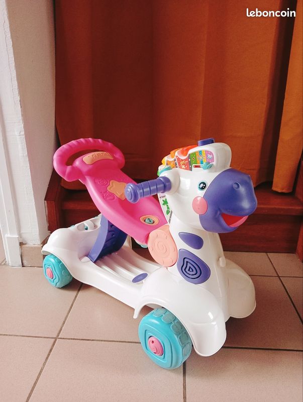 Trotteur porteur (image 1)
