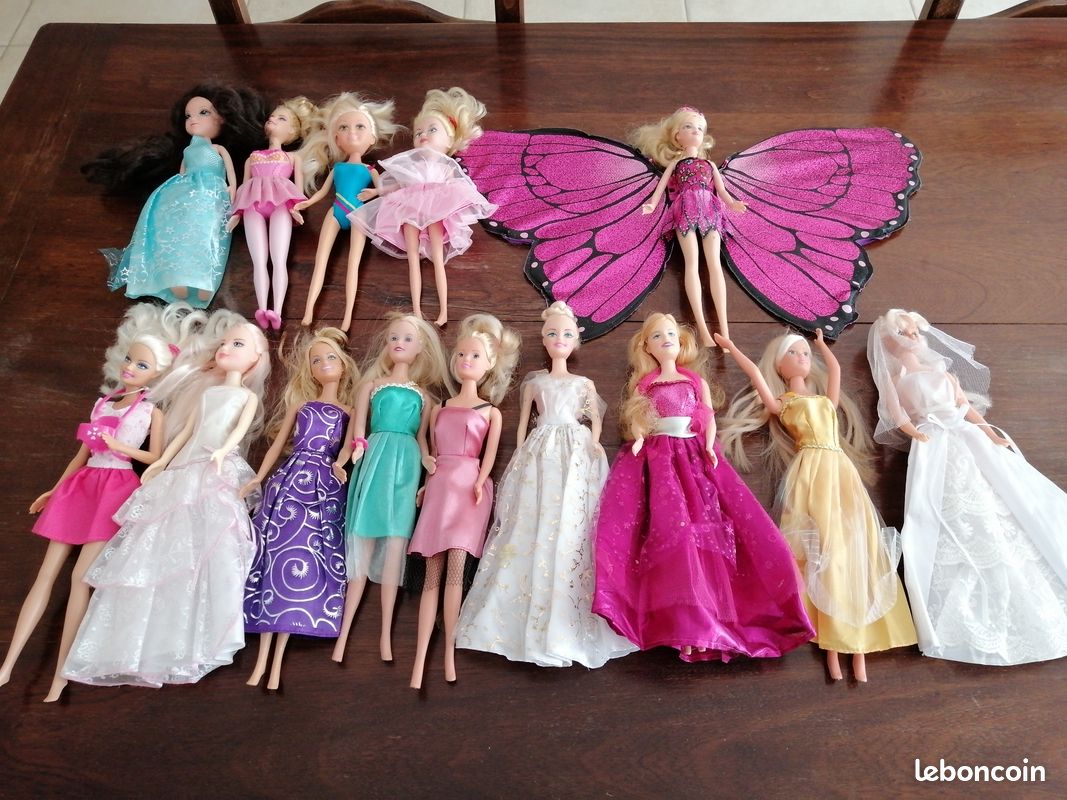 Ensemble Barbie et accessoires... (image 7)