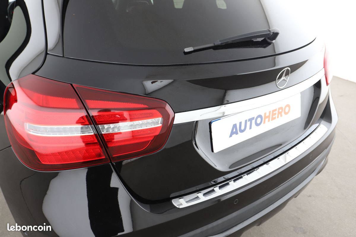 Mercedes-Benz GLA 250 Sensation 7G-DCT 211 ch (image 30)