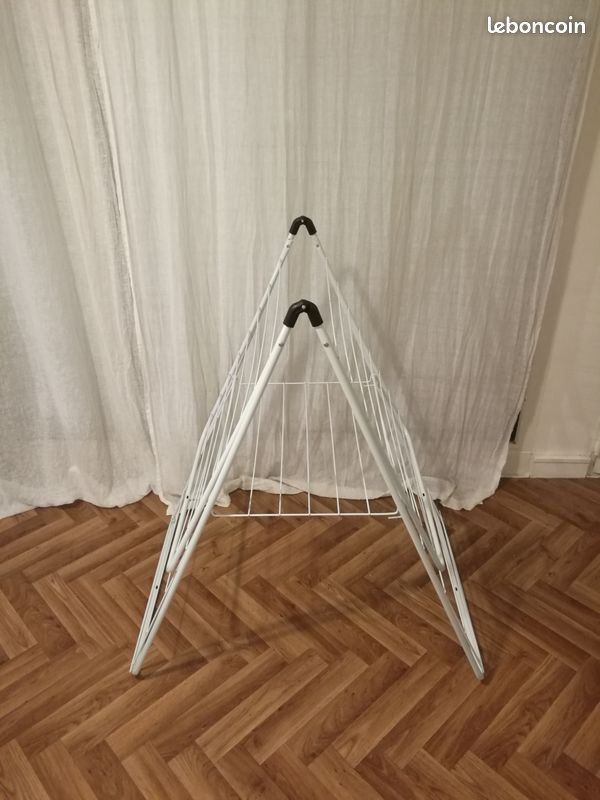 Séchoir sur pieds blanc (MONOPRIX) / Etendoir à linge (image 3)