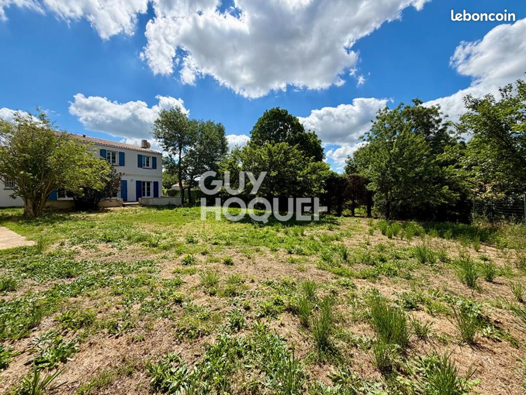 Maison 6 pièces 160 m² · à Saint-Ouen-d'Aunis · 160 m² · 399 000 €