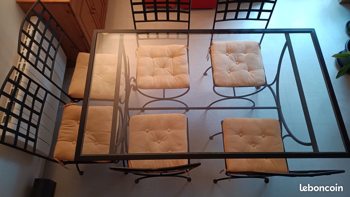 Ensemble table + chaise fer (image 1)