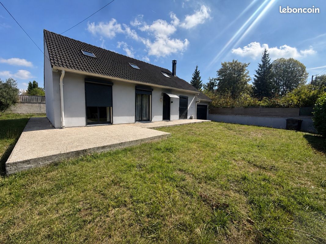 Maison 8 pièces 135 m² · à Amiens · 135 m² · 290 000 €