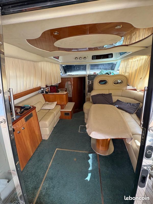 Cranchi Atlantique 40 Fly (image 4)