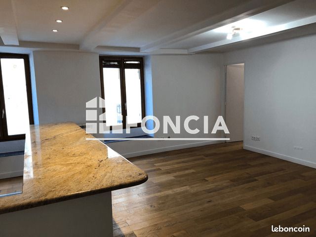 Appartement 3 pièces 60 m² · à Marseille · 60 m² · 765 €