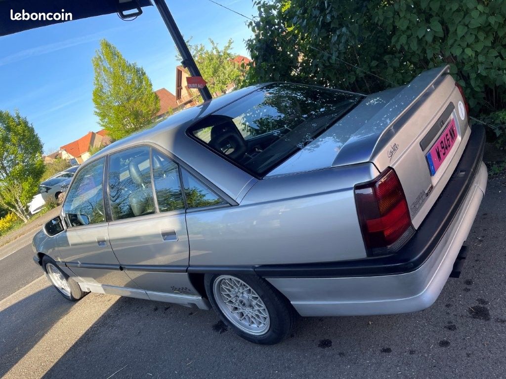 OPEL Omega 3.0 24V 204cv (image 1)