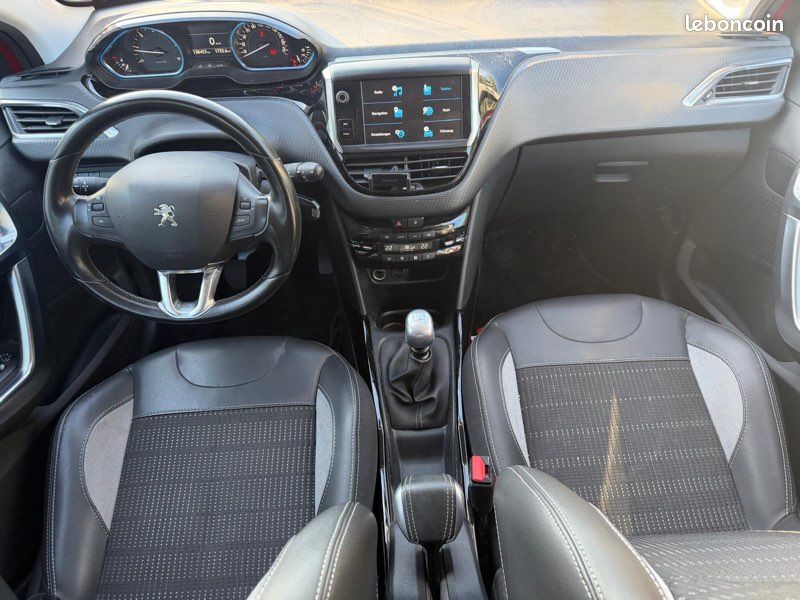 Peugeot 2008 HDI 100ch Phase2*ALLURE*GARANTIE (image 3)