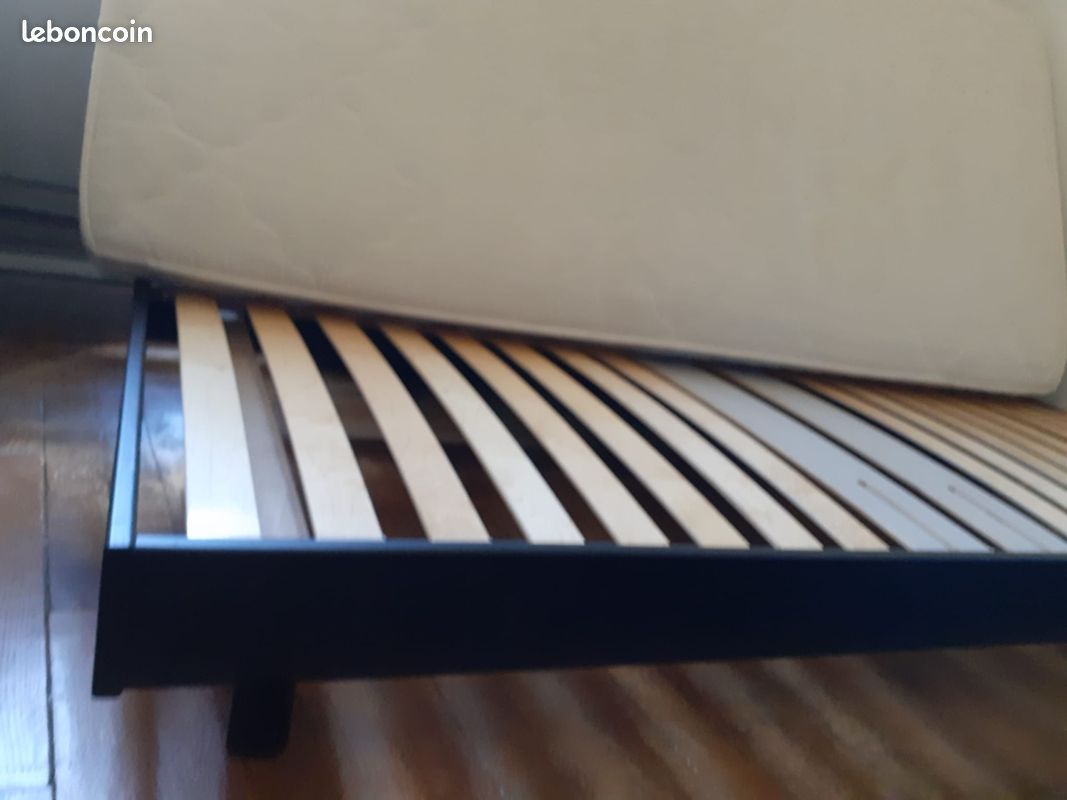 Sommier et matelas (image 1)