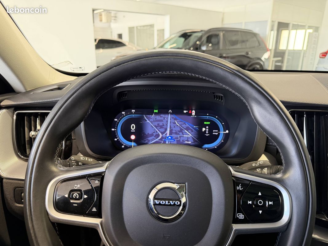 VOLVO XC60 T6 Recharge AWD 253 ch + 87 ch Geartronic 8 Inscription Luxe (image 13)