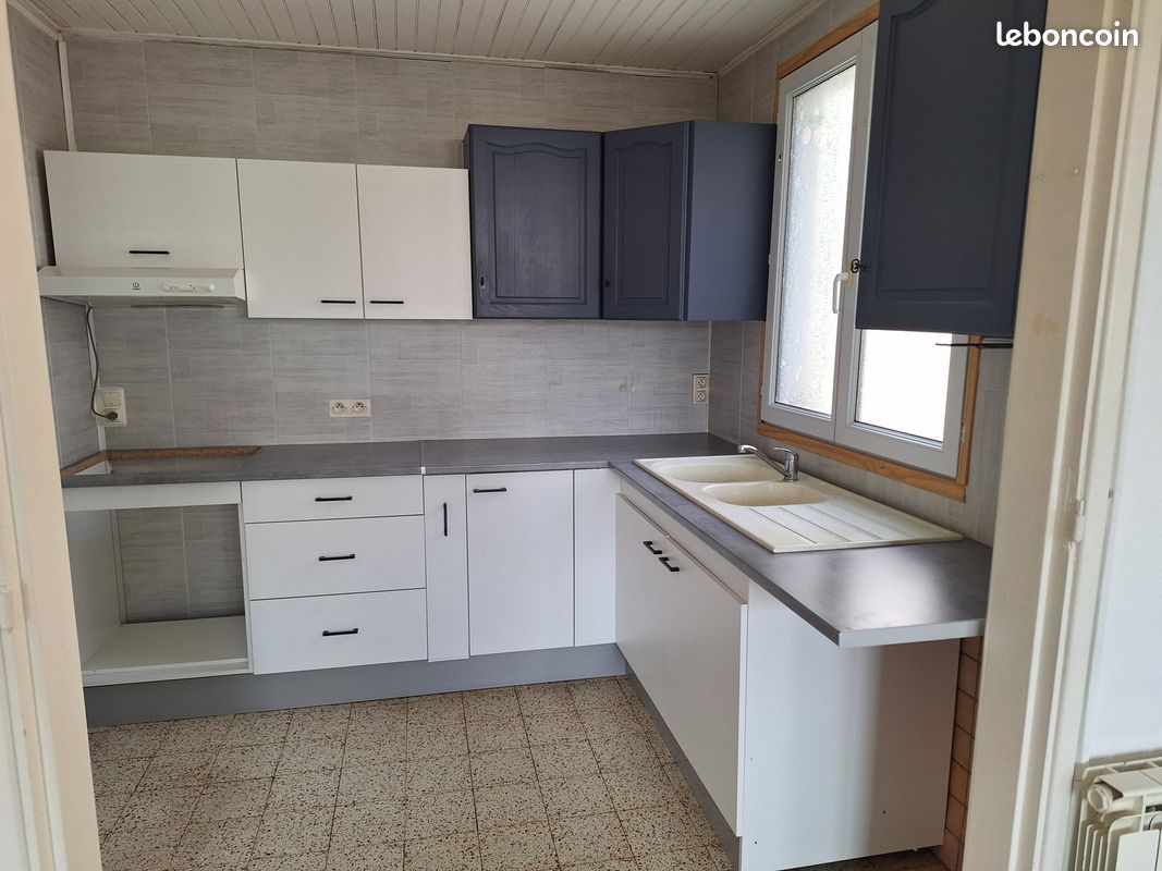 Appartement 3 pièces 50 m² · à Saint-Amand-les-Eaux · 50 m² · 650 €