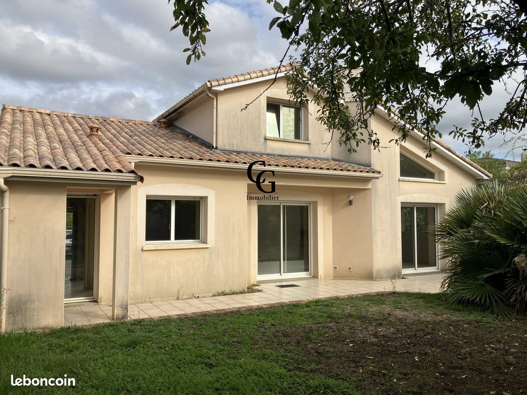 Maison 6 pièces 135 m² · à Saint-Sébastien-sur-Loire · 135 m² · 464 880 €