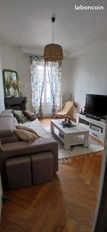 Appartement 5 pièces 100 m² · à Belleville-en-Beaujolais · 100 m² · 243 000 €