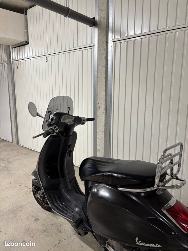 Vespa primavera 2t (image 2)