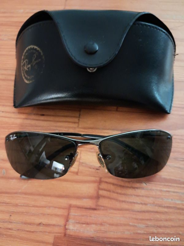 Ray ban rb 3186 avec etui Accessoires Bagagerie