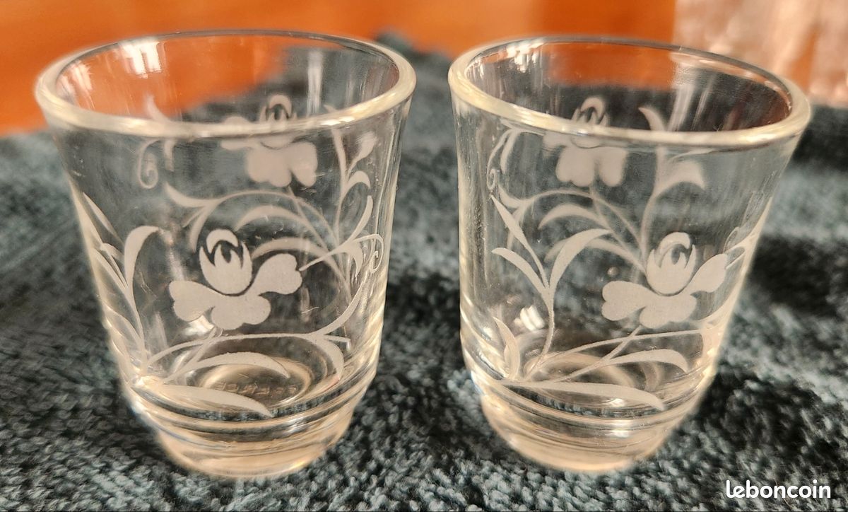 Rare lot de 30 verres à liqueur vintage (image 3)