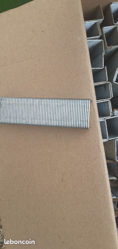 Le lot d agrafes pour construction diamètre 149 (image 3)