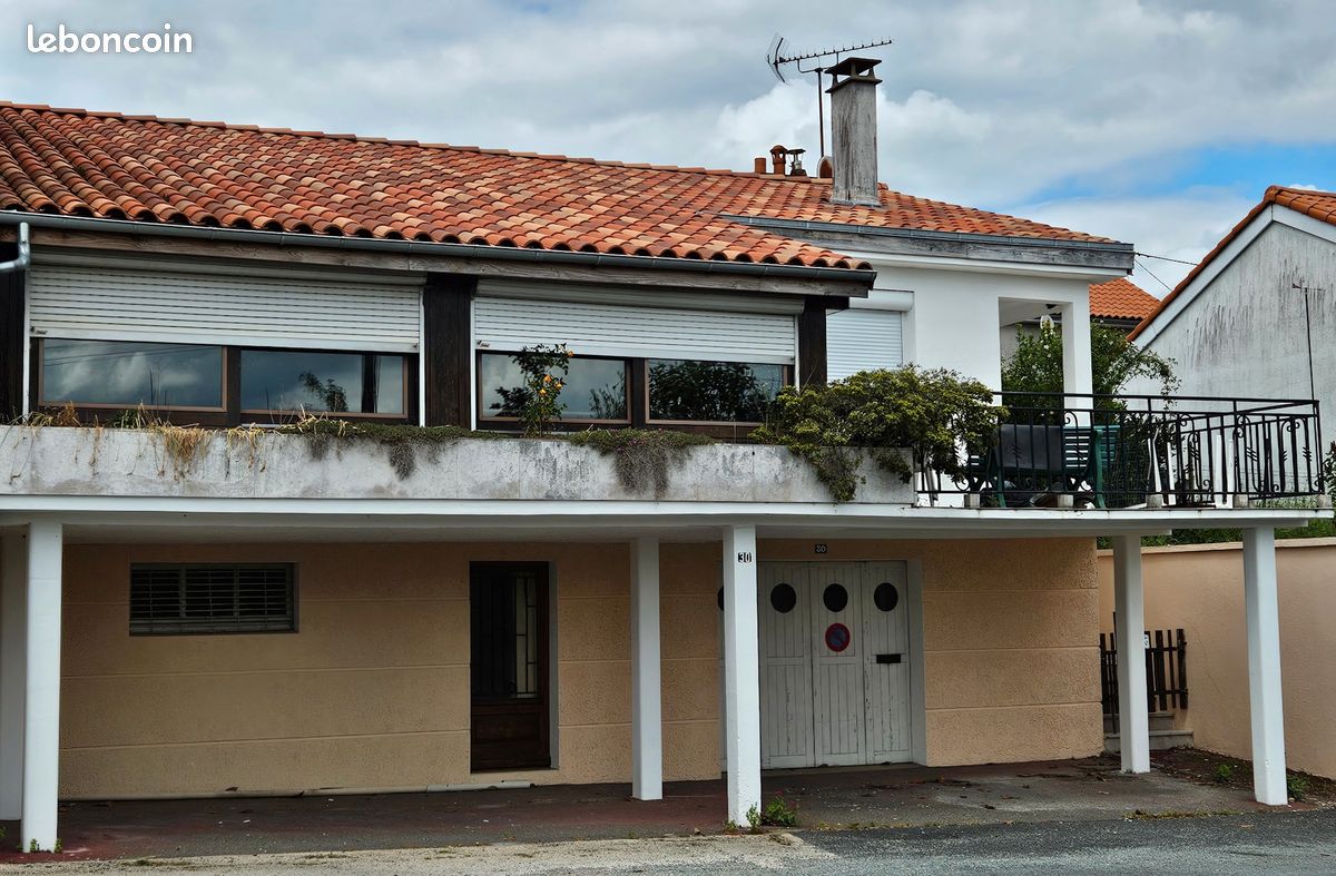 Maison 5 pièces 110 m² · à Bressuire · 110 m² · 128 000 €