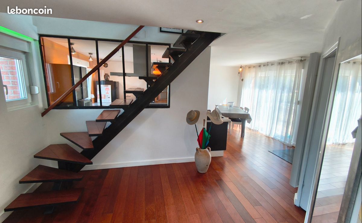 Maison 9 pièces 250 m² · à Dourges · 250 m² · 493 000 €