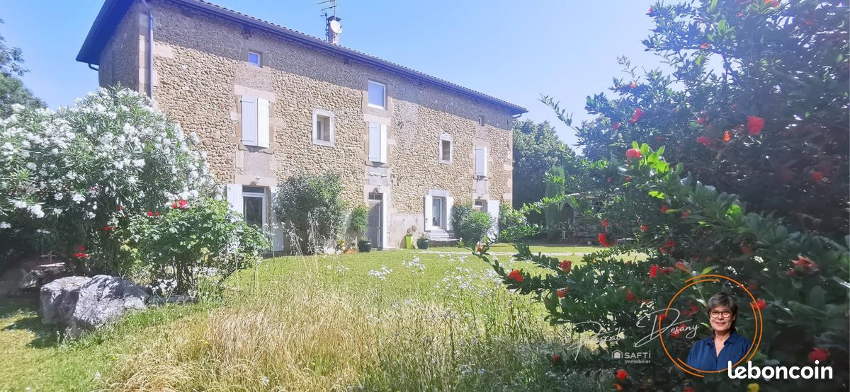 Maison 11 pièces 206 m² · à Chatuzange-le-Goubet · 206 m² · 684 000 €