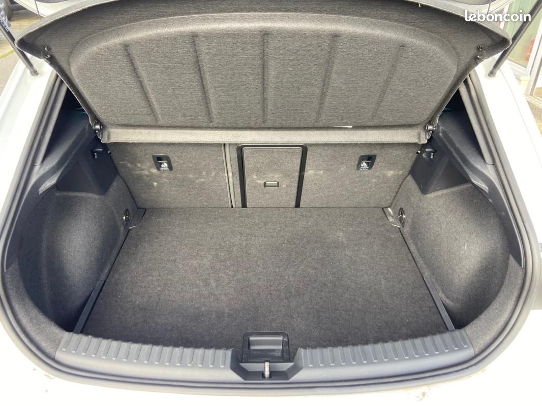 Cupra Leon 1.5 eTSI Hybrid 150 ch DSG7 V (image 17)
